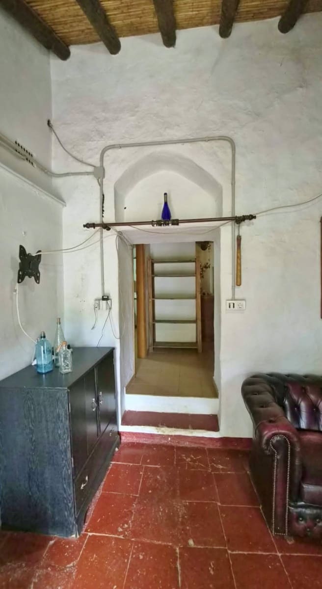 2 bedroom Finca/Country House for sale in Riogordo with garage - € 135,000 (Ref: 10139183)