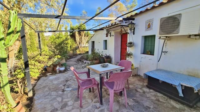 2 bedroom Finca/Country House for sale in Riogordo with garage - € 135,000 (Ref: 10139183)