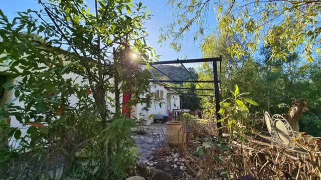2 bedroom Finca/Country House for sale in Riogordo with garage - € 135,000 (Ref: 10139183)