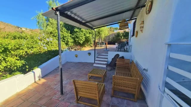 2 soveværelse Finca/Landehus til salg i Triana, Vélez-Málaga med swimmingpool garage - € 217.500 (Ref: 10163990)