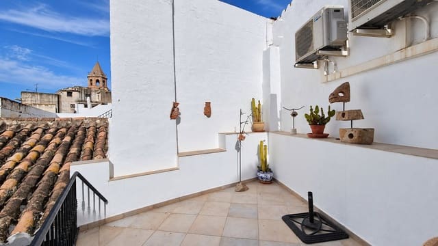 Casa de 3 habitaciones en Vélez-Málaga en venta - 245.000 € (Ref: 10182428)