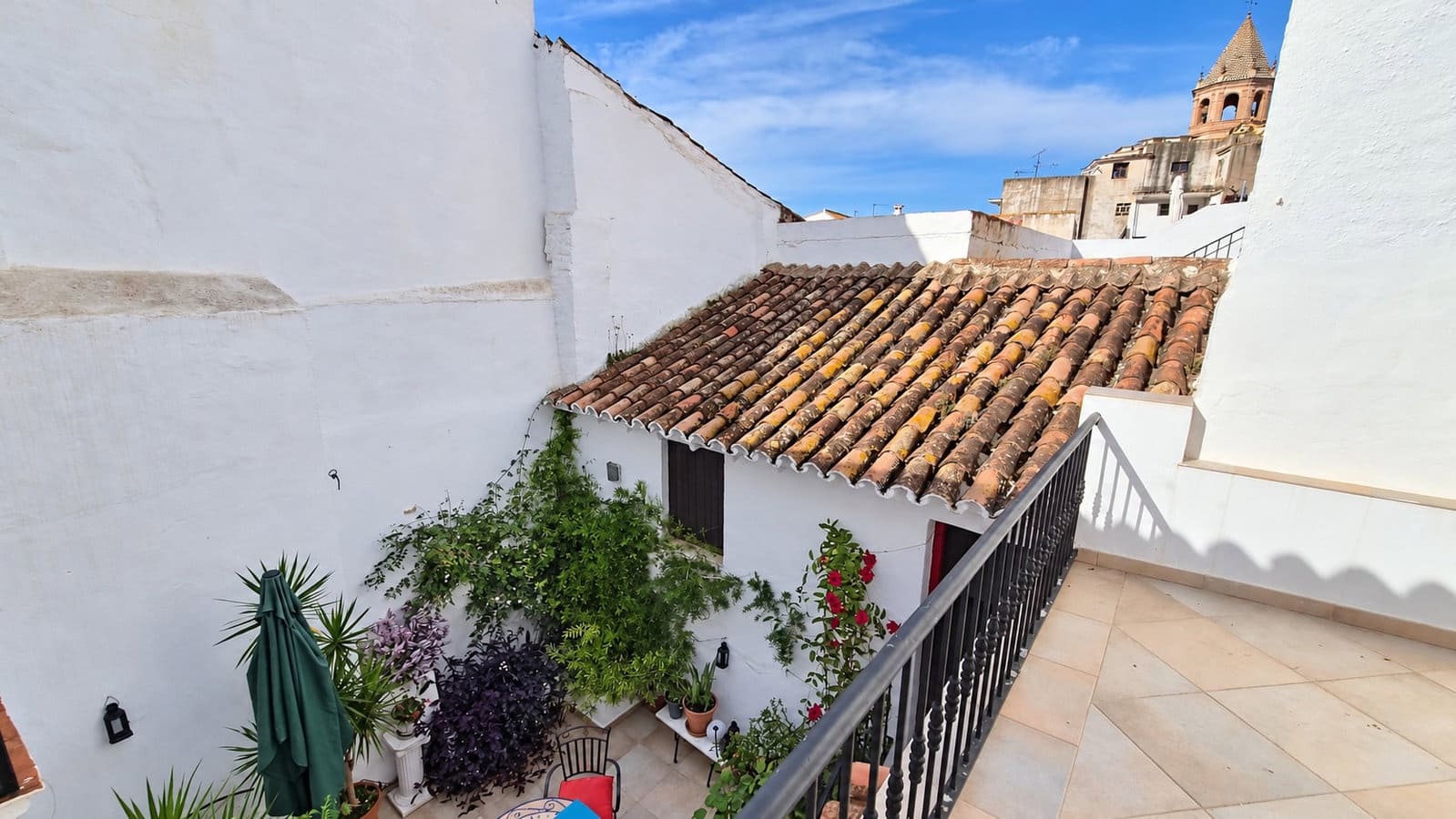 Casa de 3 habitaciones en Vélez-Málaga en venta - 245.000 € (Ref: 10182428)