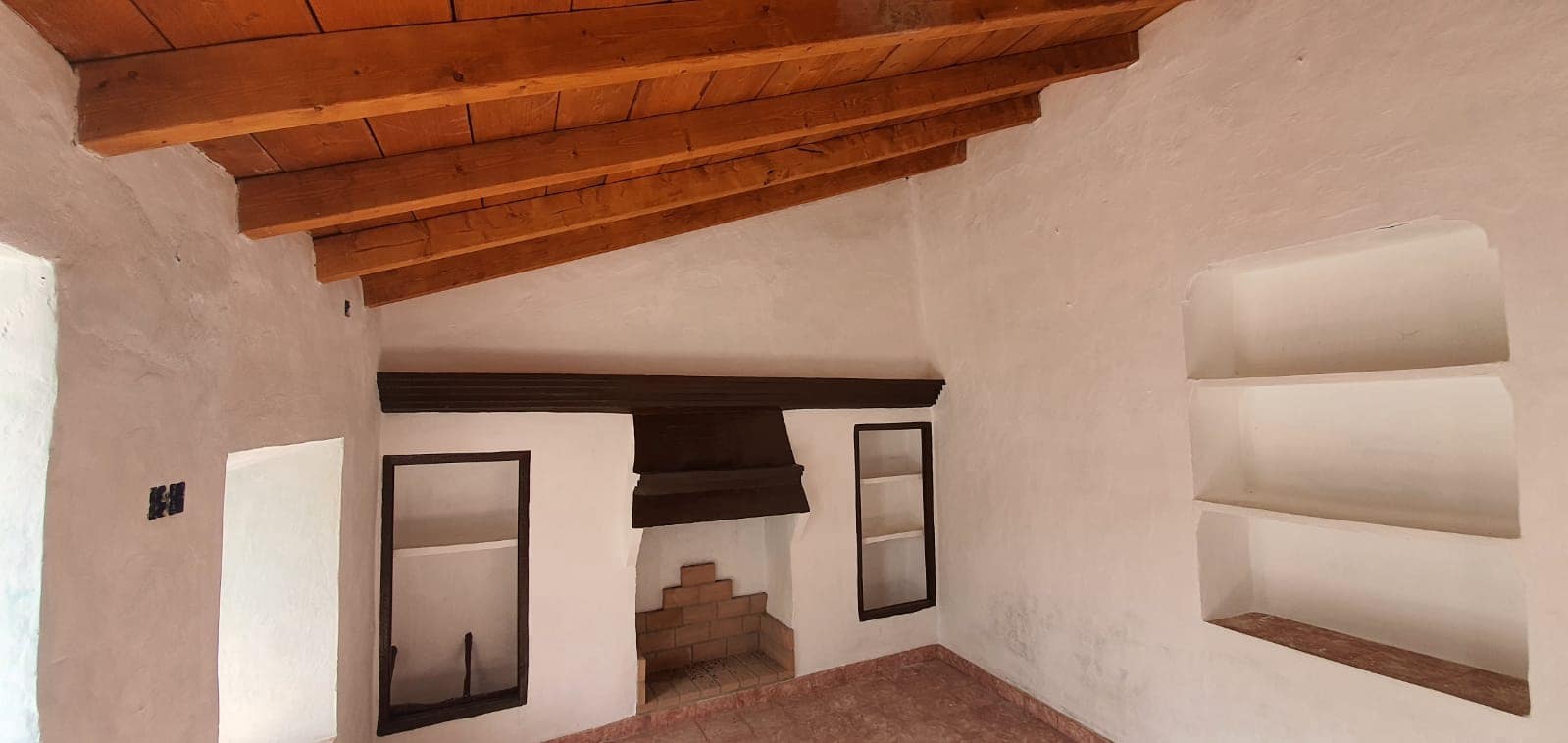 4 soveværelse Finca/Landehus til salg i Comares med garage - € 165.000 (Ref: 6416260)