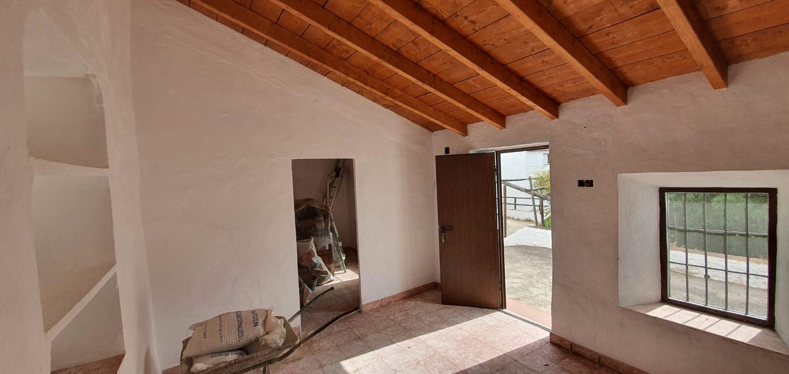 4 soveværelse Finca/Landehus til salg i Comares med garage - € 165.000 (Ref: 6416260)