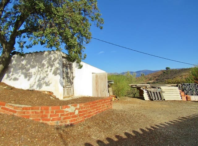 3 sovrum Finca/Hus på landet till salu i Comares med garage - 180 000 € (Ref: 6491792)