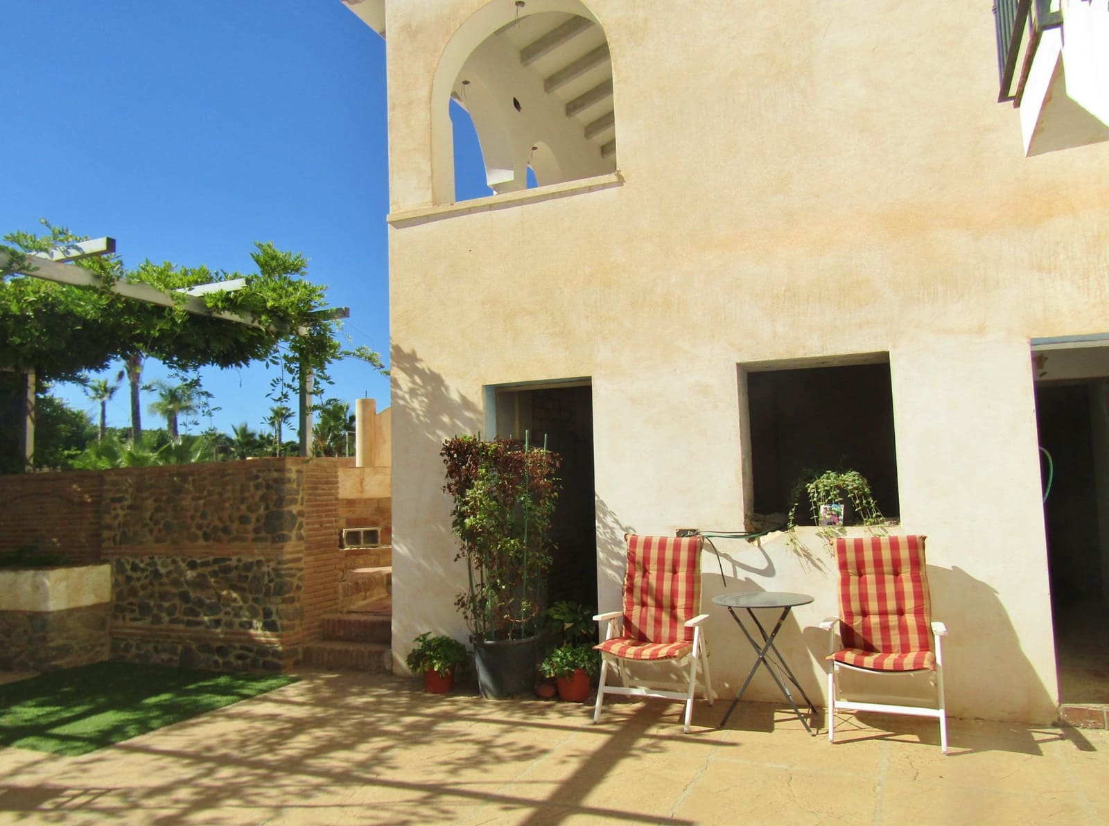 14 soveværelse Finca/Landehus til salg i Caleta de Velez med swimmingpool garage - € 745.000 (Ref: 7136597)