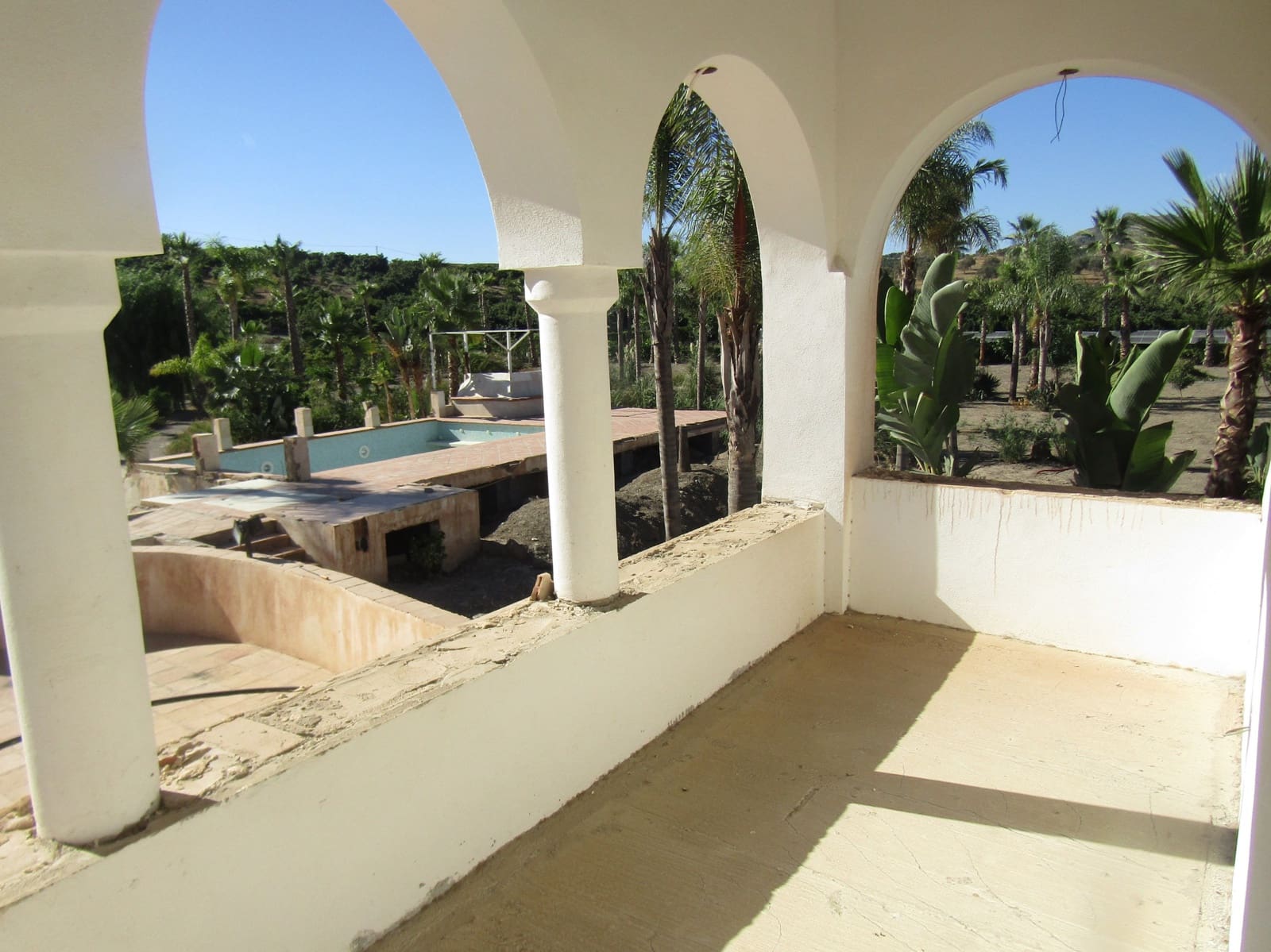 14 soveværelse Finca/Landehus til salg i Caleta de Velez med swimmingpool garage - € 745.000 (Ref: 7136597)