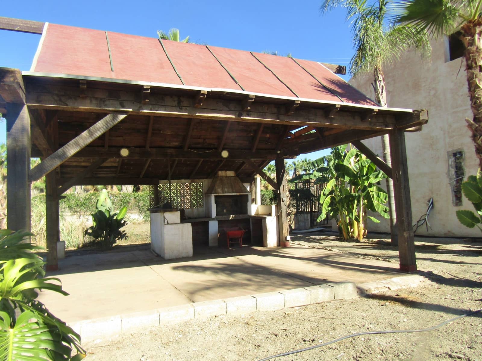 14 soveværelse Finca/Landehus til salg i Caleta de Velez med swimmingpool garage - € 745.000 (Ref: 7136597)