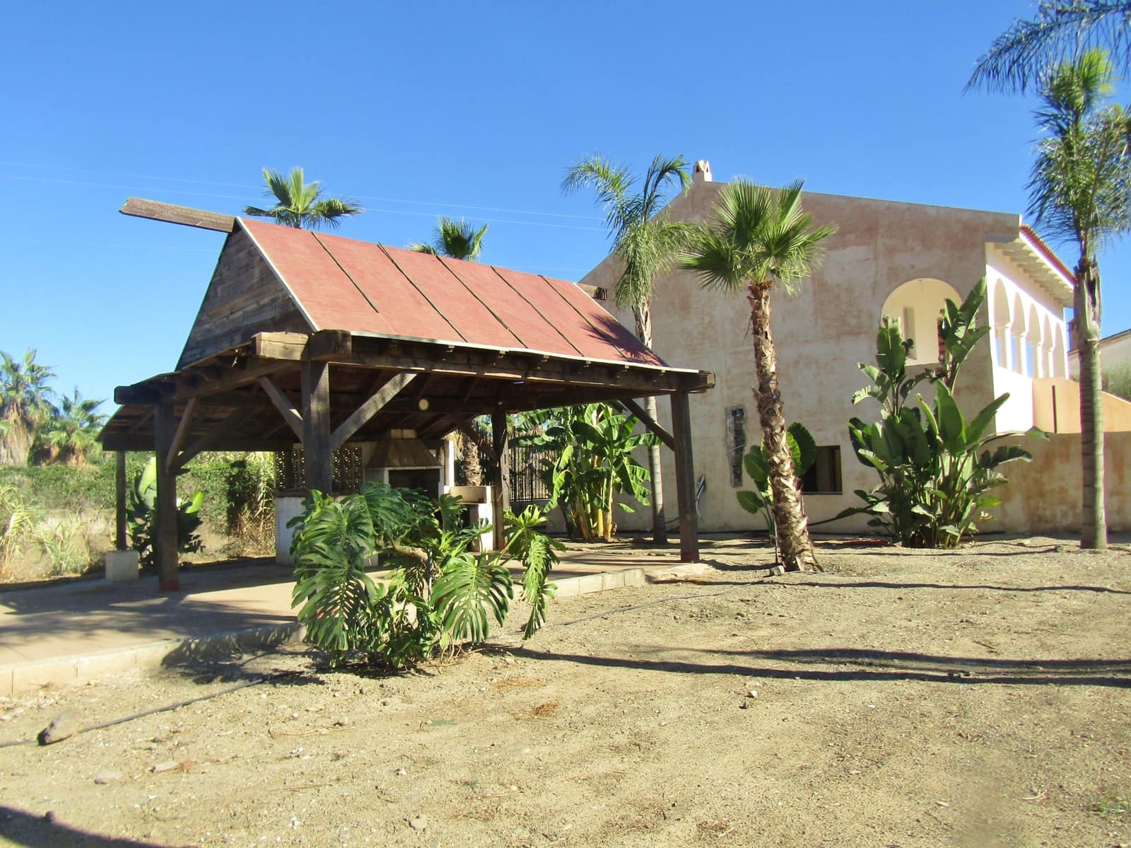 14 soveværelse Finca/Landehus til salg i Caleta de Velez med swimmingpool garage - € 745.000 (Ref: 7136597)