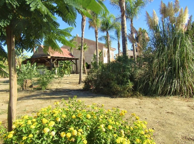 14 quarto Quinta/Casa Rural para venda em Caleta de Vélez, Vélez-Málaga com piscina garagem - 745 000 € (Ref: 7136597)