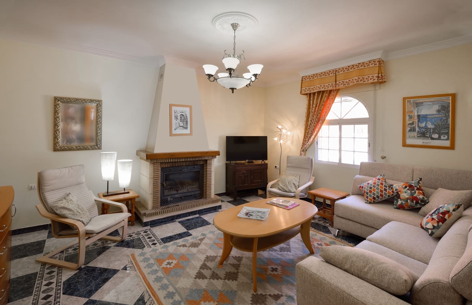 6 soverom Villa til salgs i Los Romanes med svømmebasseng garasje - € 349 000 (Ref: 7145669)