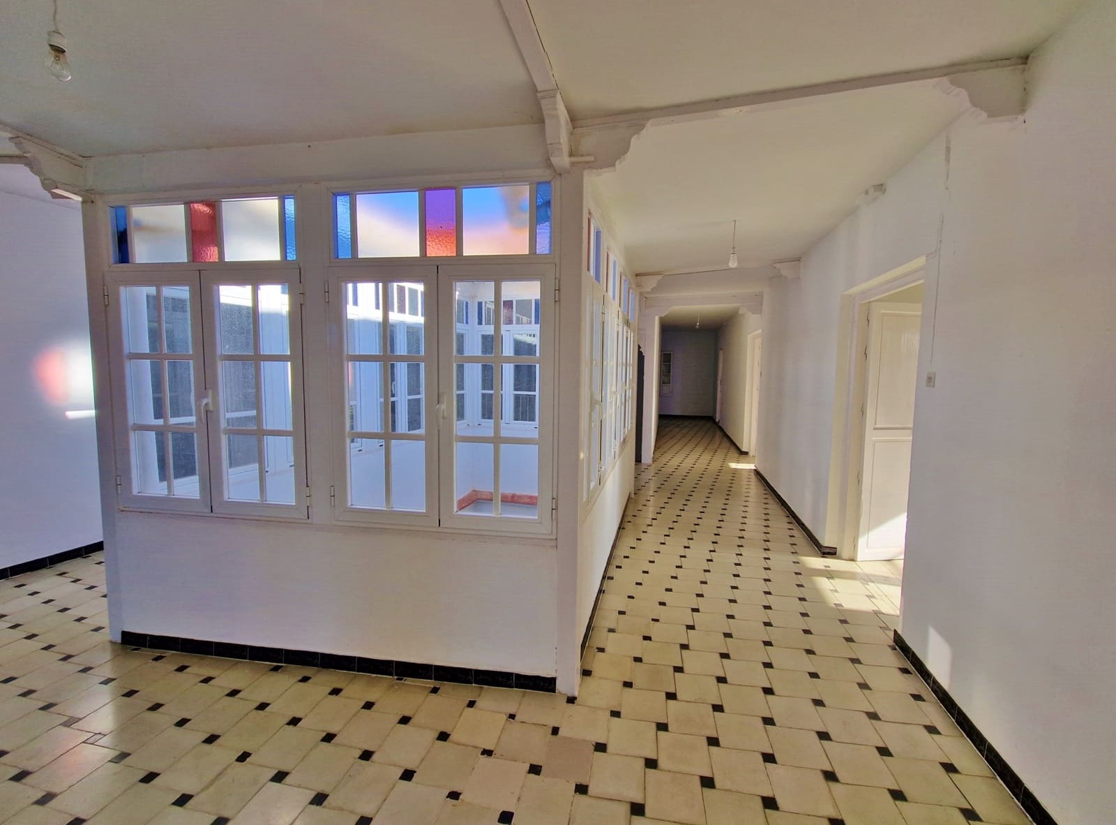 12 soverom Hus til salgs i Velez-Malaga med svømmebasseng garasje - € 1 050 000 (Ref: 7297165)