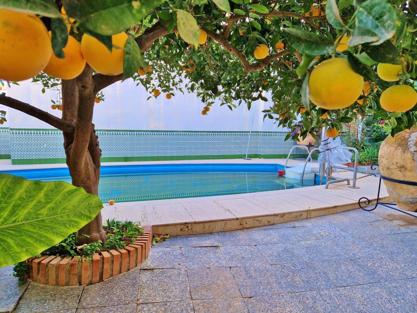 12 soverom Hus til salgs i Velez-Malaga med svømmebasseng garasje - € 1 050 000 (Ref: 7297165)