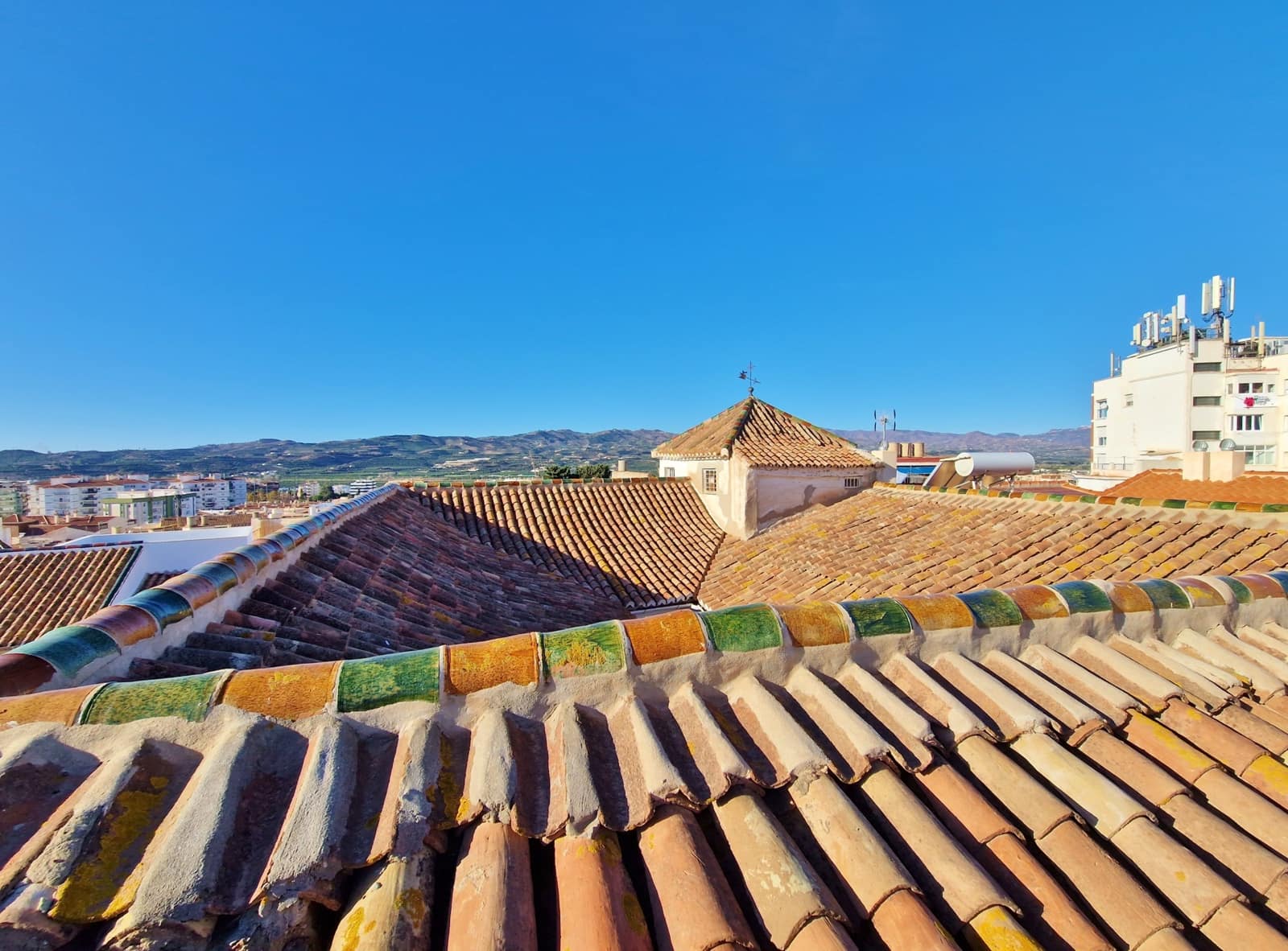 12 soverom Hus til salgs i Velez-Malaga med svømmebasseng garasje - € 1 050 000 (Ref: 7297165)