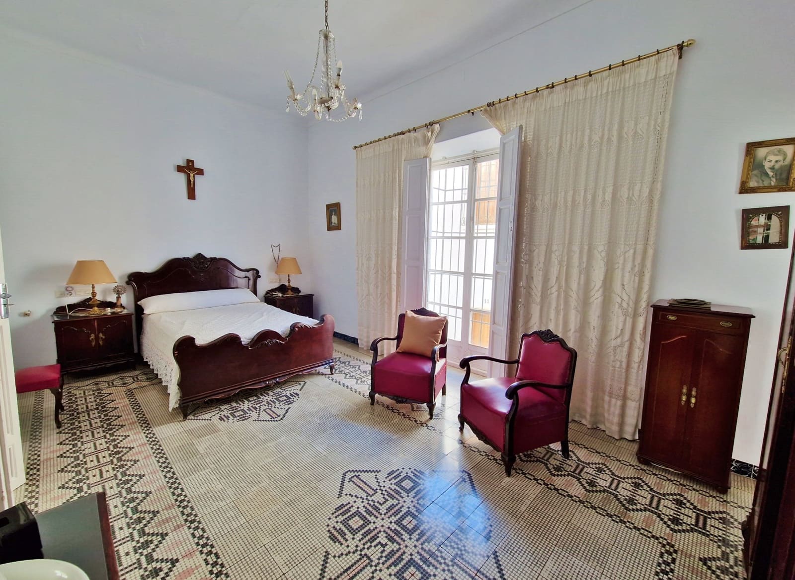 12 soverom Hus til salgs i Velez-Malaga med svømmebasseng garasje - € 1 050 000 (Ref: 7297165)