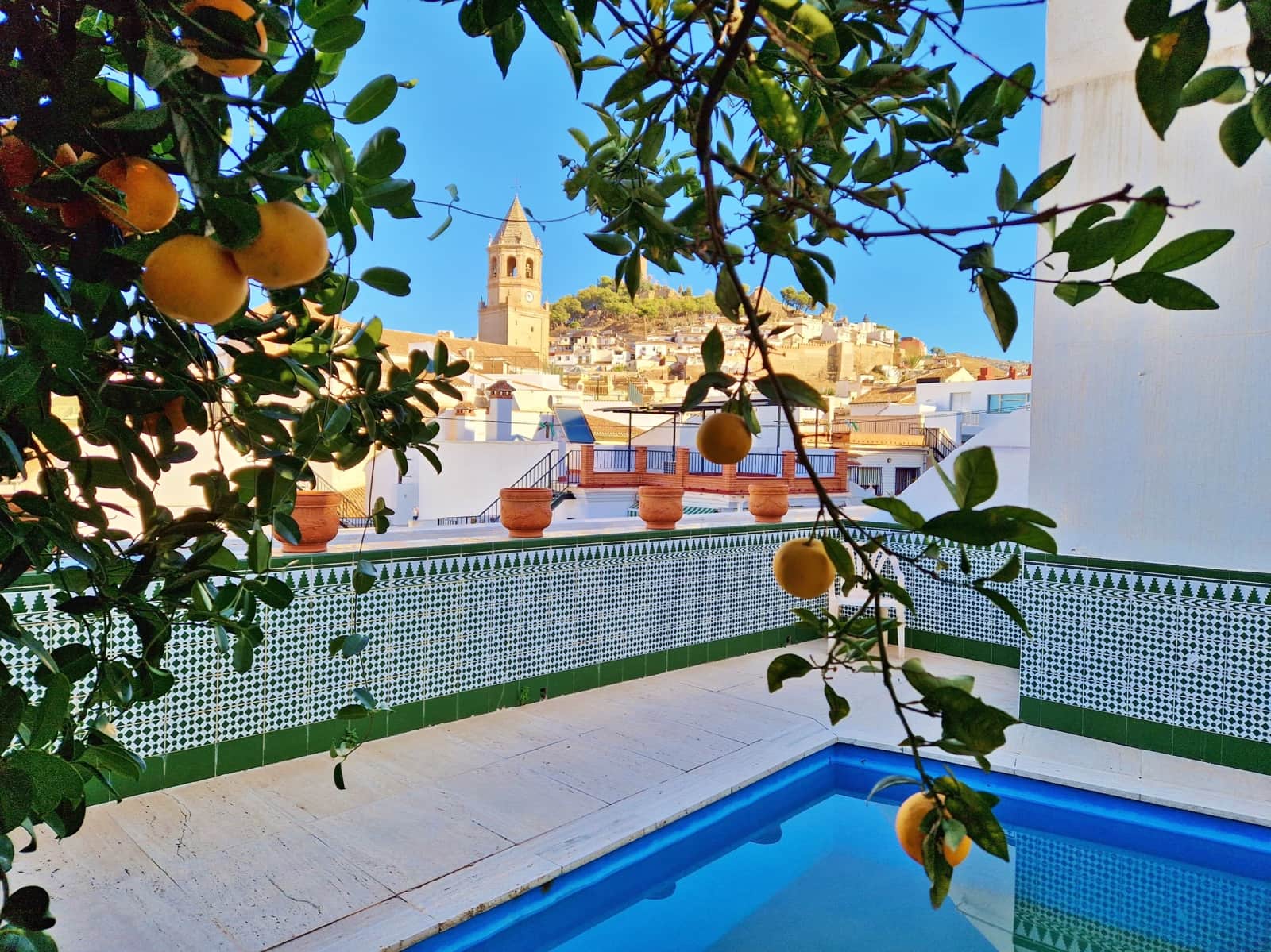 12 soverom Hus til salgs i Velez-Malaga med svømmebasseng garasje - € 1 050 000 (Ref: 7297165)