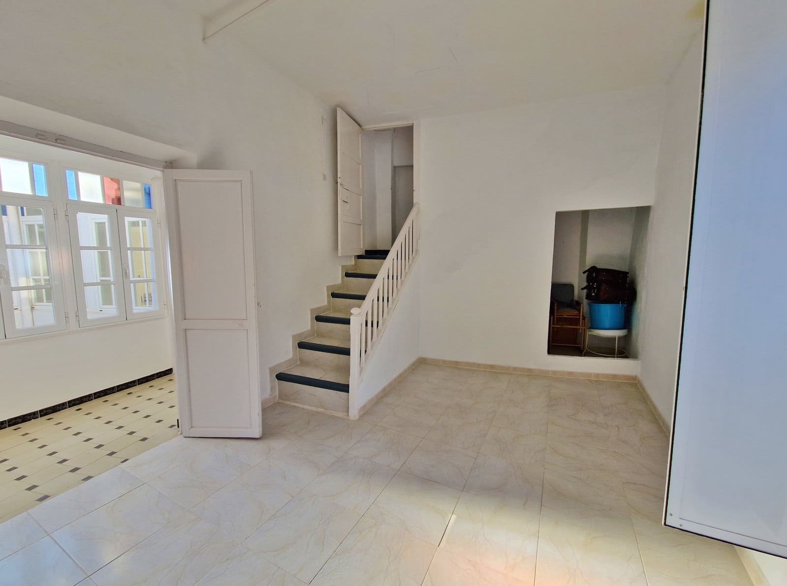 12 sypialnia Dom na sprzedaż w Velez-Malaga z basenem garażem - 1 050 000 € (Ref: 7297165)