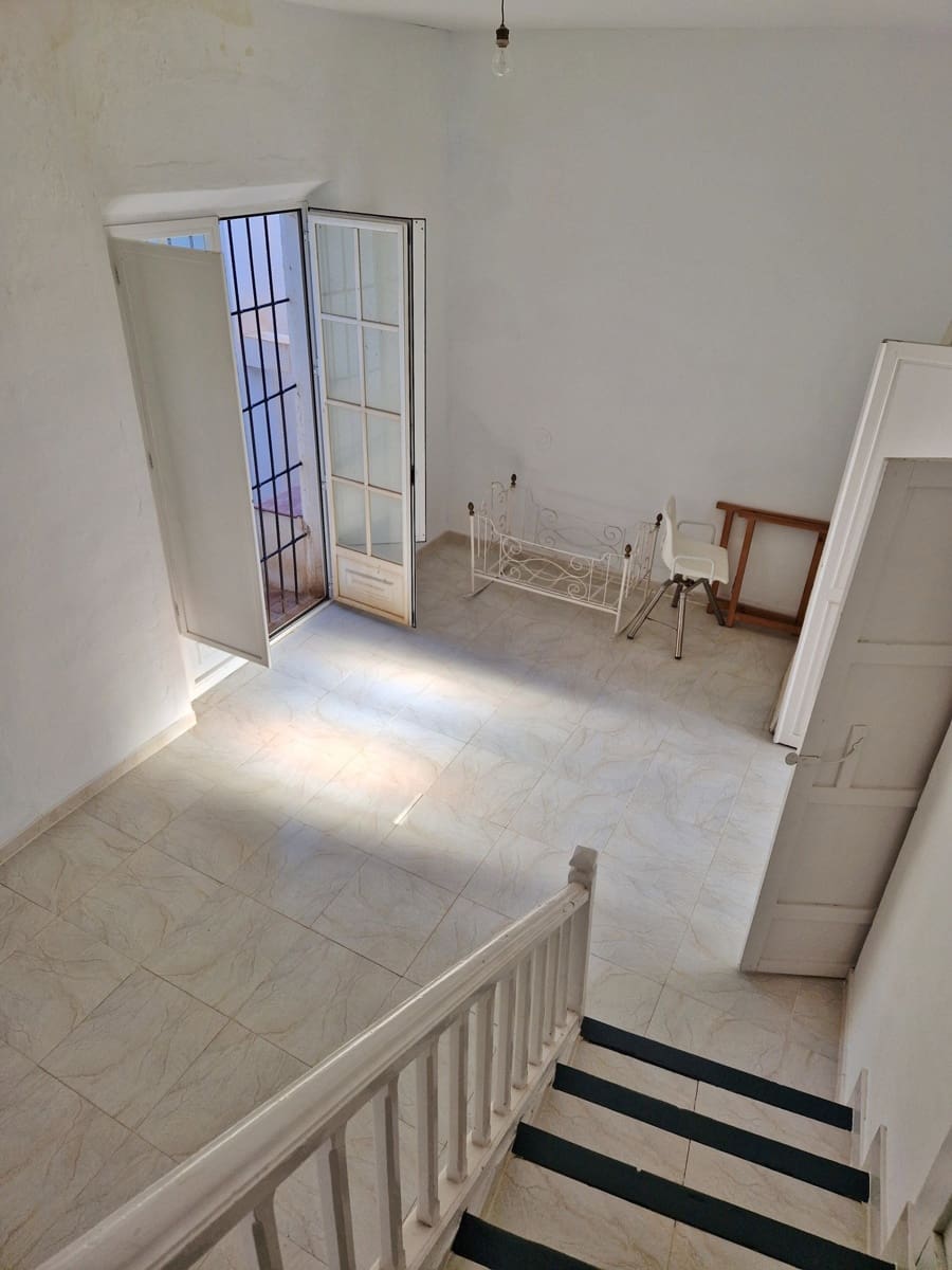 12 sypialnia Dom na sprzedaż w Velez-Malaga z basenem garażem - 1 050 000 € (Ref: 7297165)