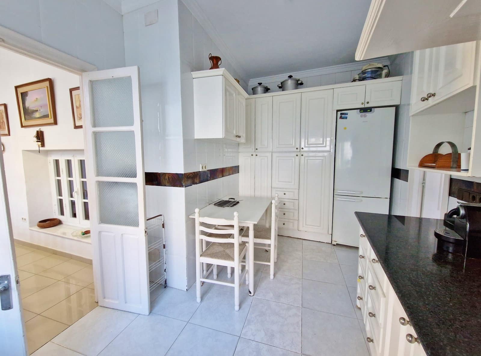 12 sypialnia Dom na sprzedaż w Velez-Malaga z basenem garażem - 1 050 000 € (Ref: 7297165)