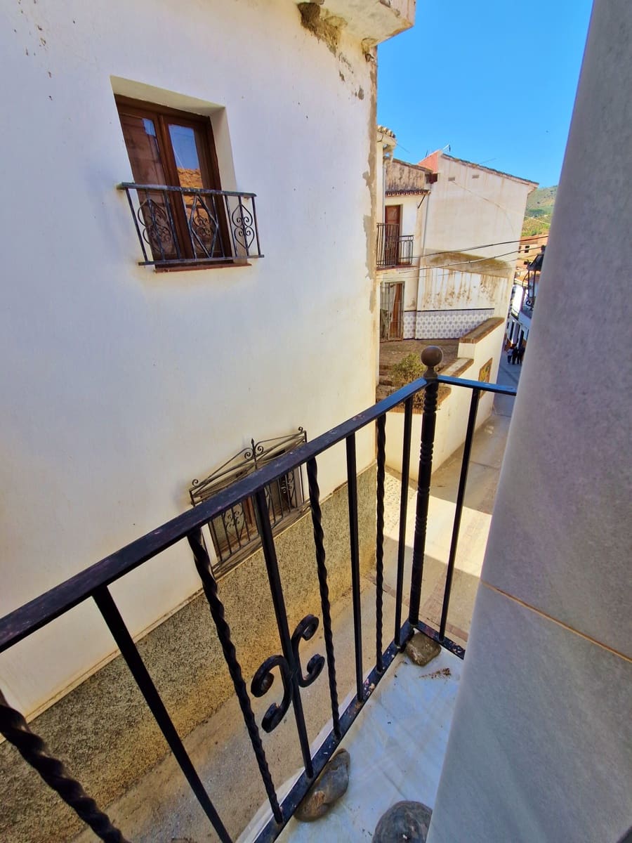 2 soveværelse Byhus til salg i Benamargosa - € 82.000 (Ref: 7602429)