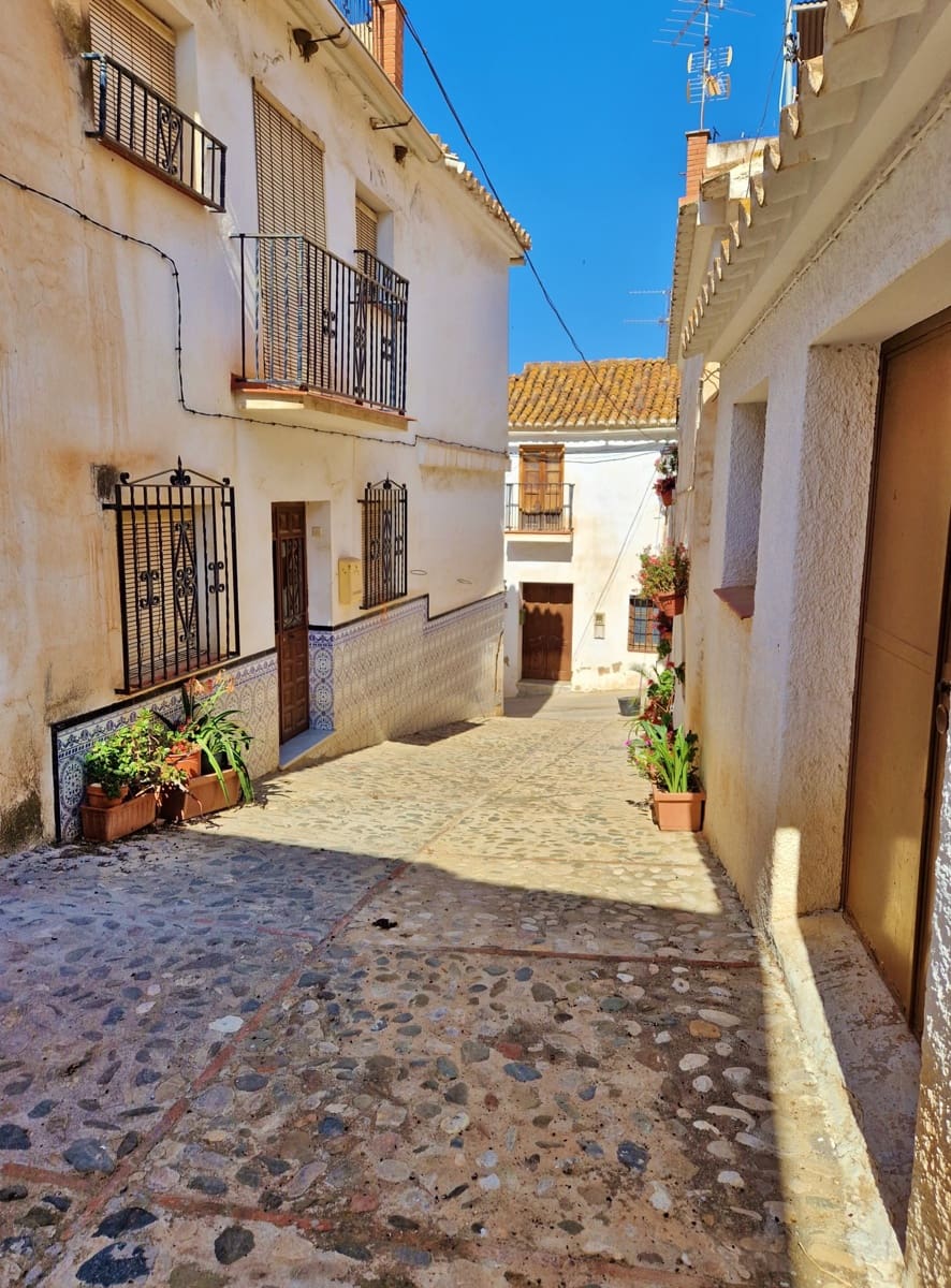 2 soveværelse Byhus til salg i Benamargosa - € 82.000 (Ref: 7602429)