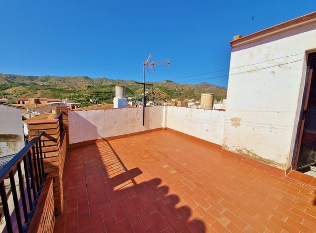 2 makuuhuone Omakotitalo myytävänä paikassa Benamargosa - 82 000 € (Ref: 7602429)