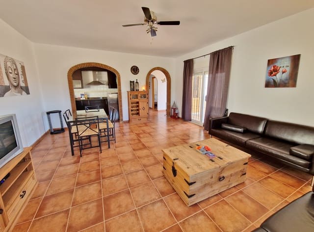 3 sovrum Finca/Hus på landet till salu i Canillas de Aceituno med pool garage - 299 000 € (Ref: 7602431)