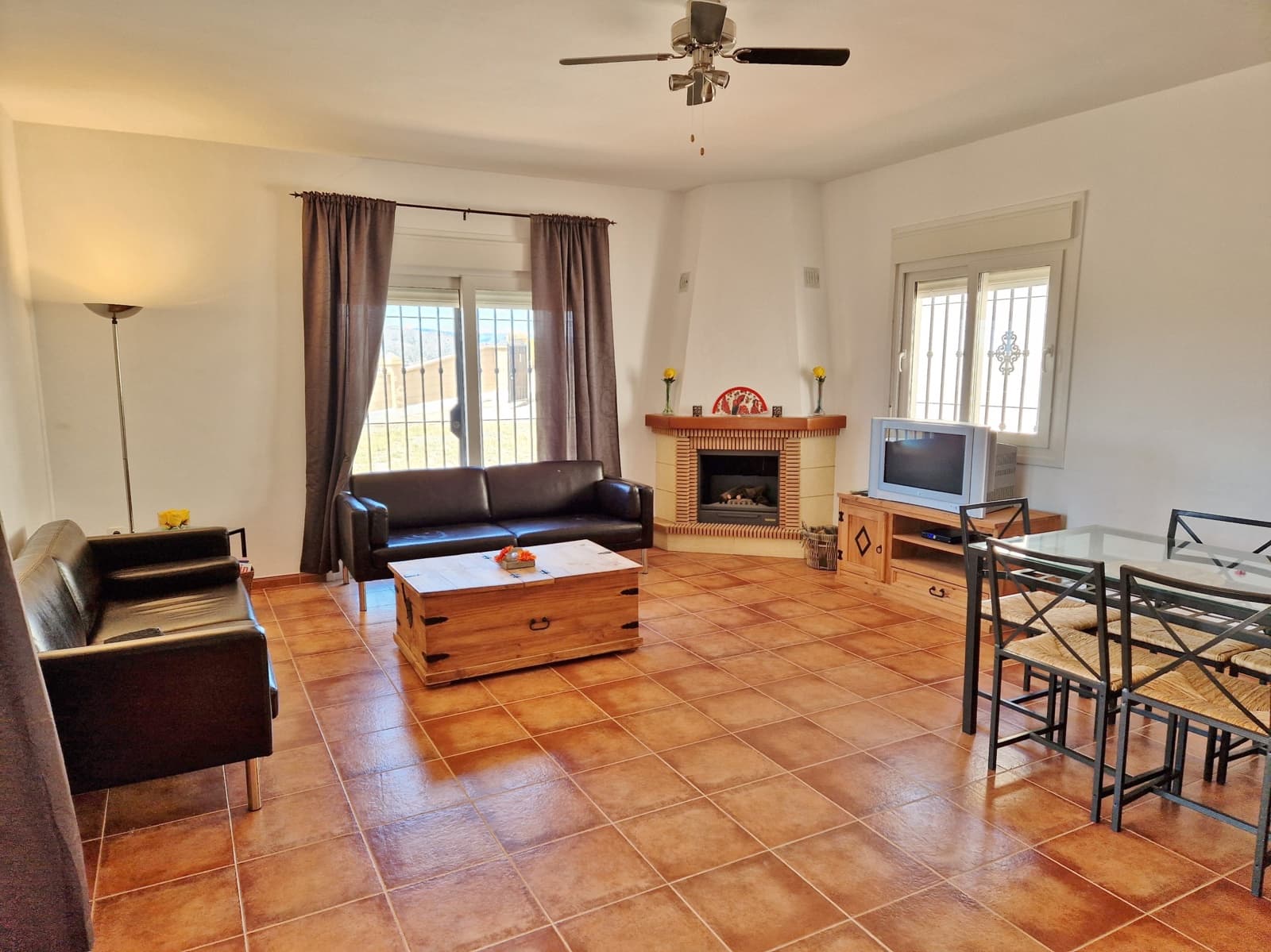 3 soverom Finca/Herregård til salgs i Canillas de Aceituno med svømmebasseng garasje - € 299 000 (Ref: 7602431)