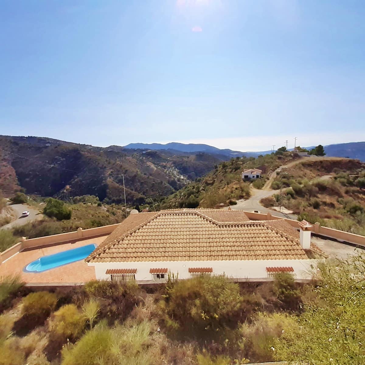 3 sypialnia Finka/Dom wiejski na sprzedaż w Canillas de Aceituno z basenem garażem - 299 000 € (Ref: 7602431)