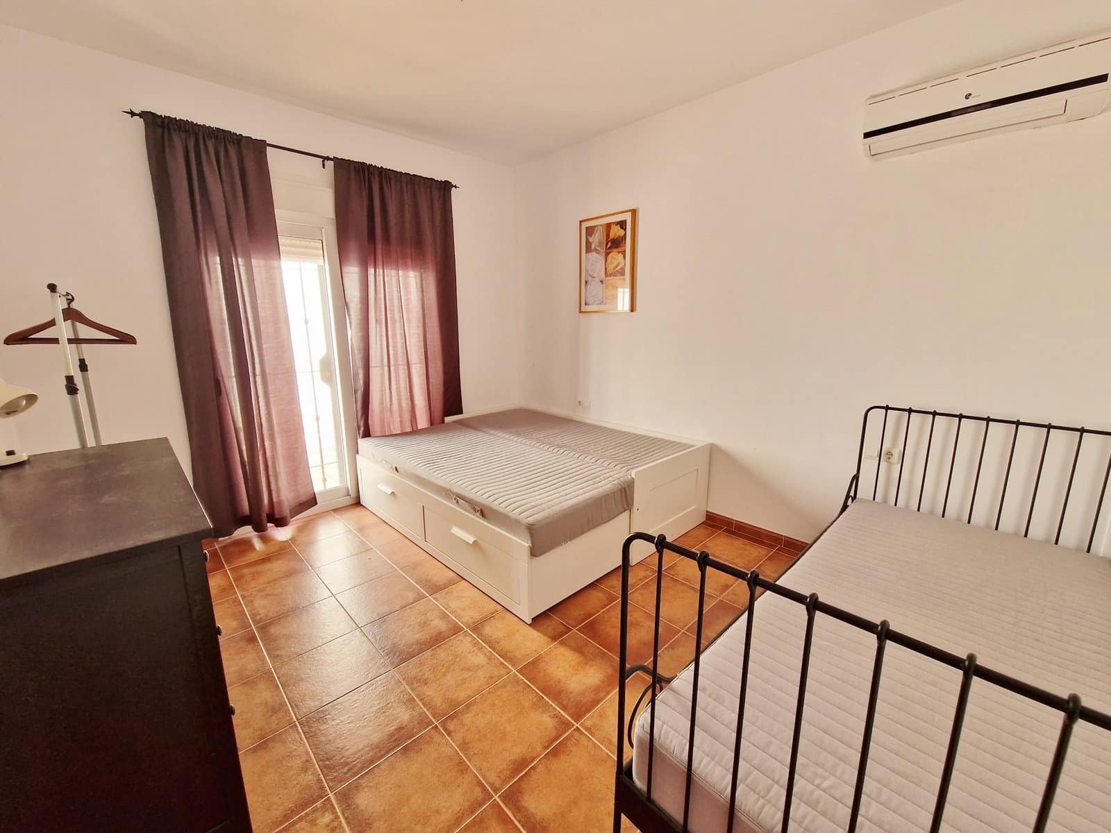 3 sypialnia Finka/Dom wiejski na sprzedaż w Canillas de Aceituno z basenem garażem - 299 000 € (Ref: 7602431)