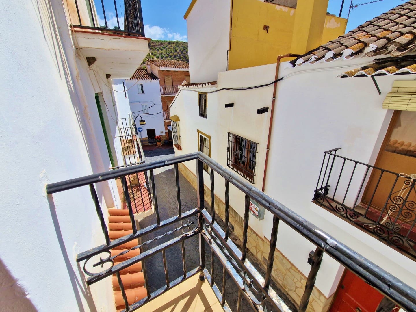 5 slaapkamer Huis te koop in Vinuela - € 179.000 (Ref: 7657256)