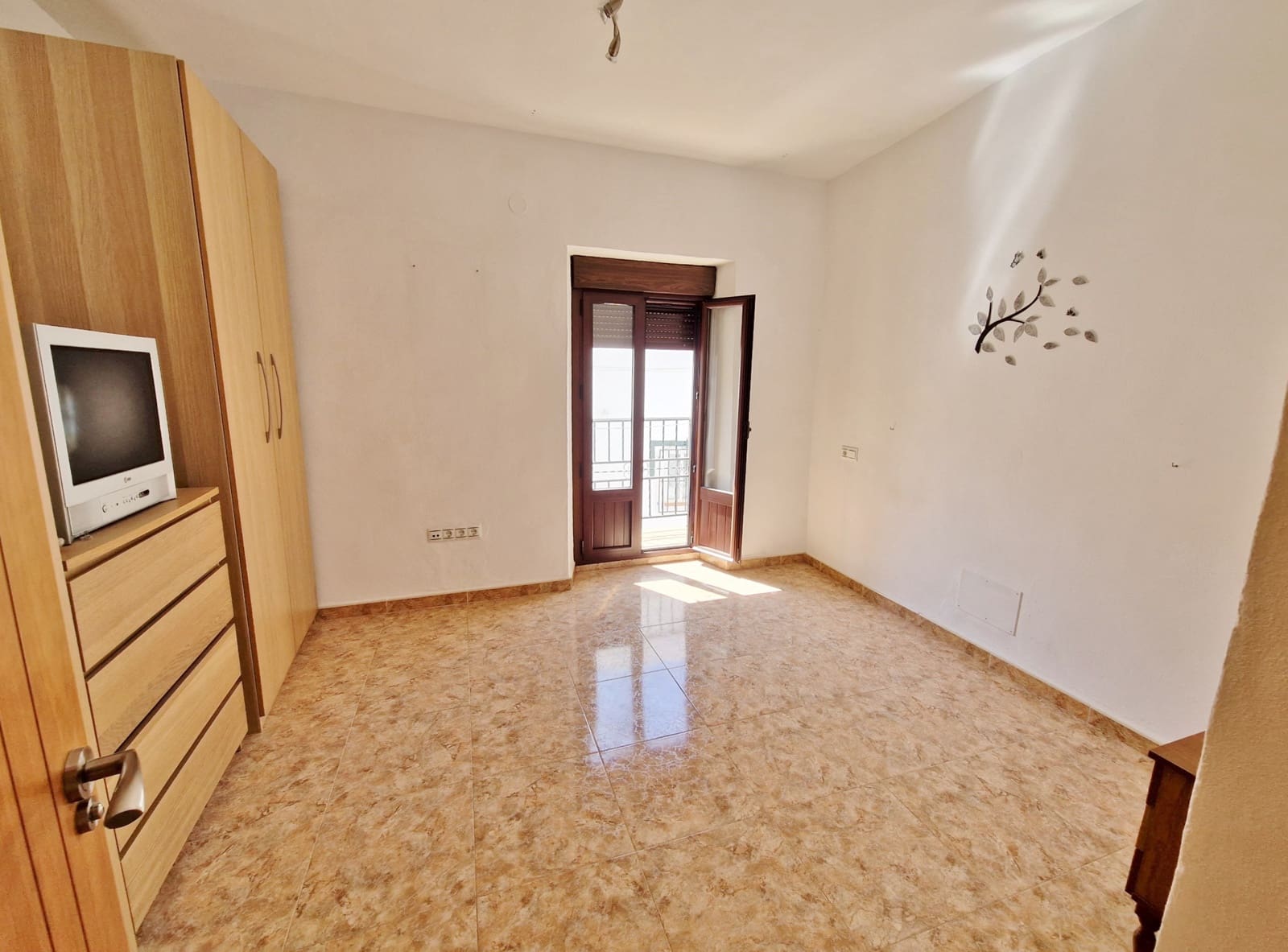 5 slaapkamer Huis te koop in Vinuela - € 179.000 (Ref: 7657256)