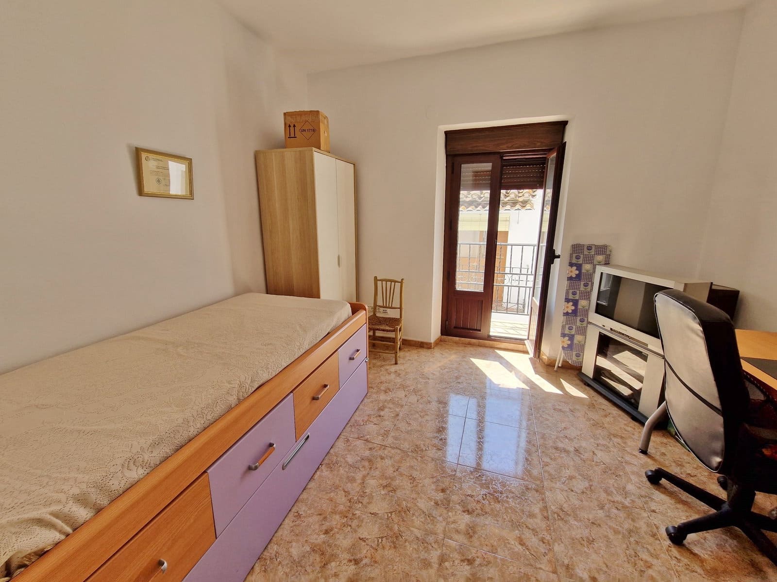 Casa de 5 habitaciones en Viñuela en venta - 229.000 € (Ref: 7657256)