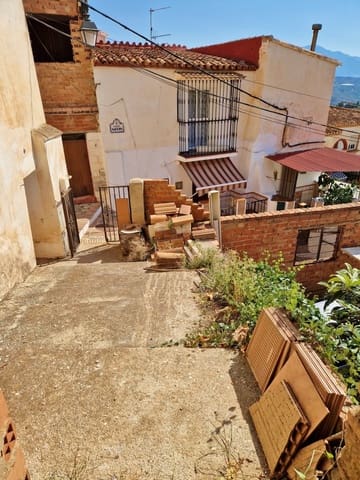 3 makuuhuone Omakotitalo myytävänä paikassa Cútar mukana 
autotalli - 46 000 € (Ref: 7721781)