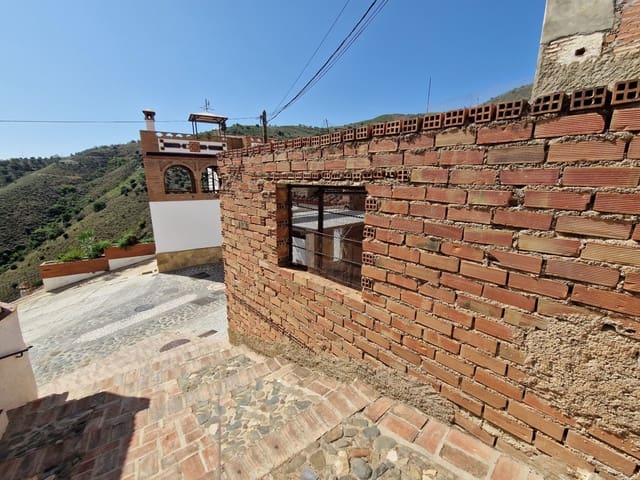 3 makuuhuone Omakotitalo myytävänä paikassa Cútar mukana 
autotalli - 46 000 € (Ref: 7721781)