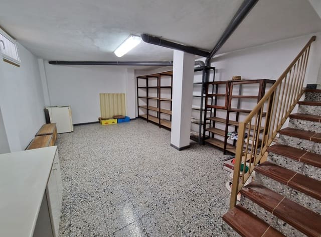 4 makuuhuone Omakotitalo myytävänä paikassa Salto del Negro, Cútar mukana 
autotalli - 155 000 € (Ref: 7900480)