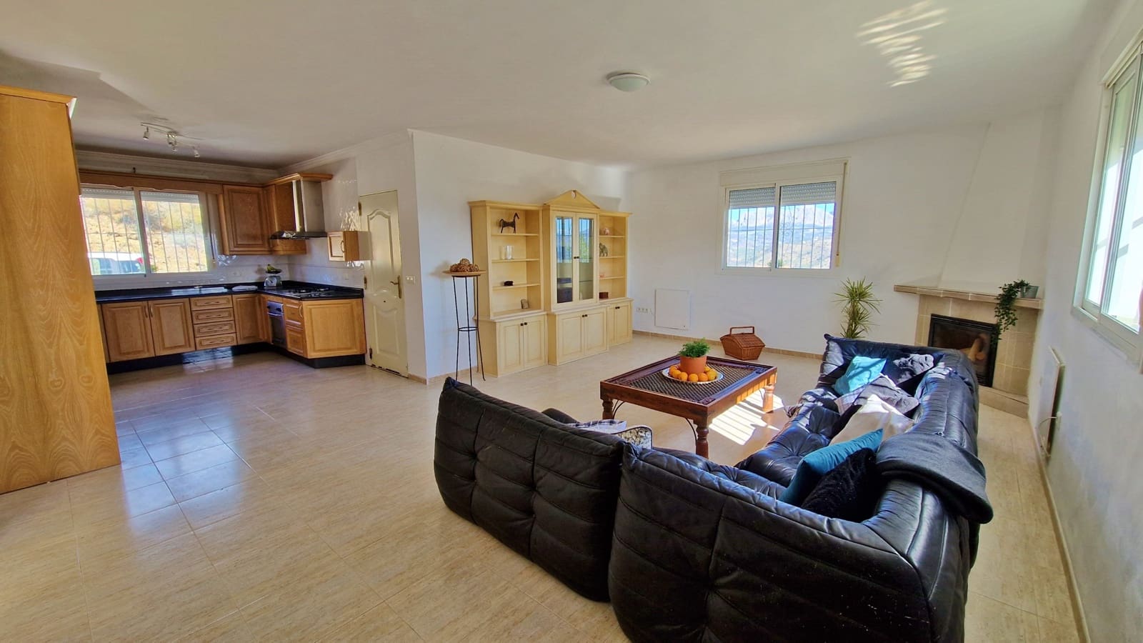 4 soveværelse Finca/Landehus til salg i Colmenar - € 299.995 (Ref: 8159276)