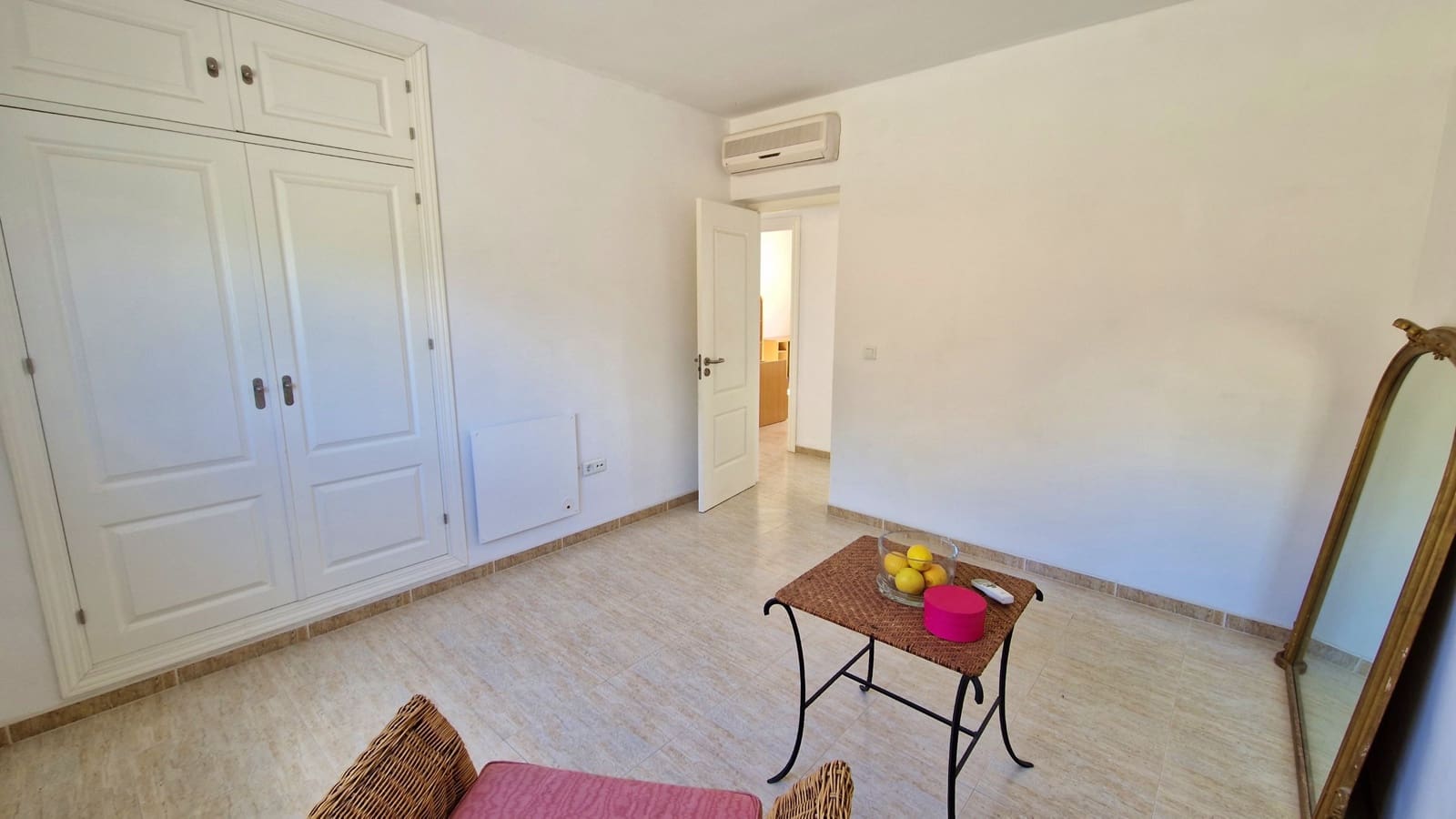 4 soveværelse Finca/Landehus til salg i Colmenar - € 299.995 (Ref: 8159276)