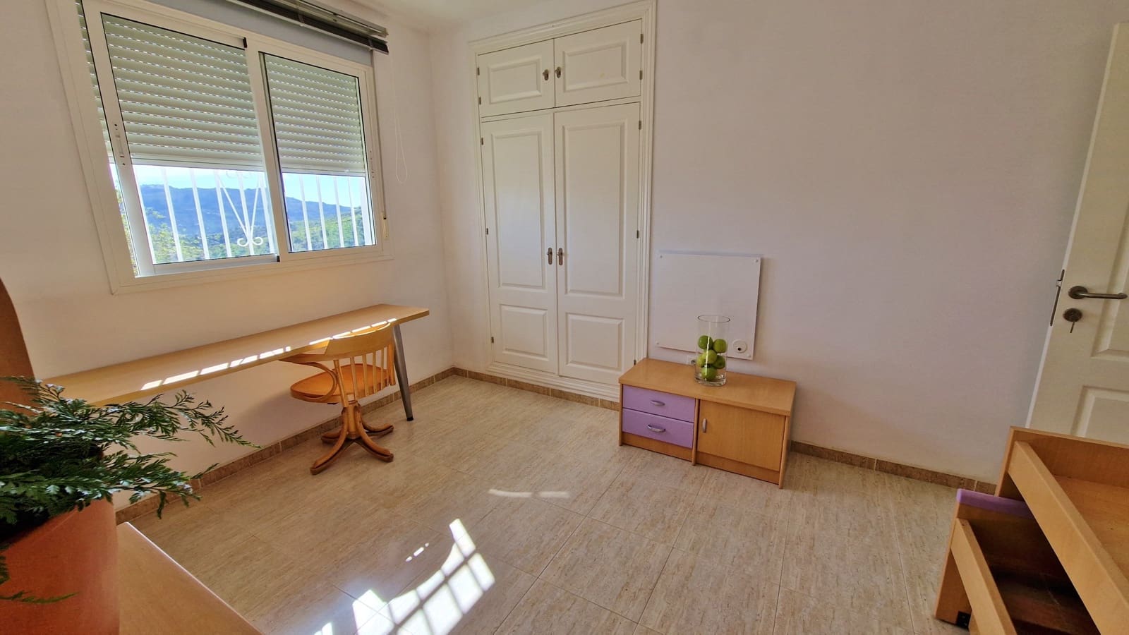 4 soveværelse Finca/Landehus til salg i Colmenar - € 299.995 (Ref: 8159276)