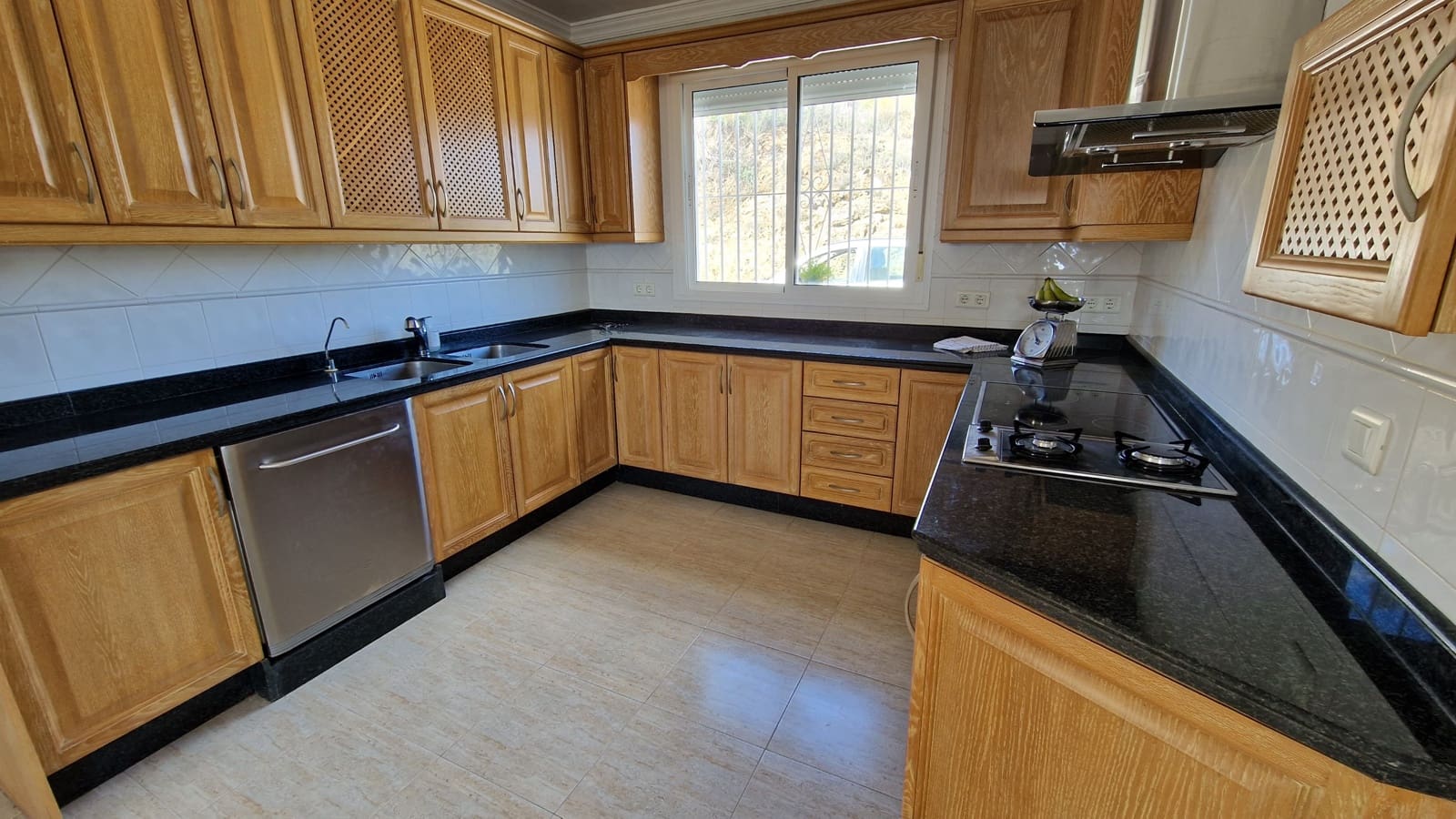 4 soveværelse Finca/Landehus til salg i Colmenar - € 299.995 (Ref: 8159276)