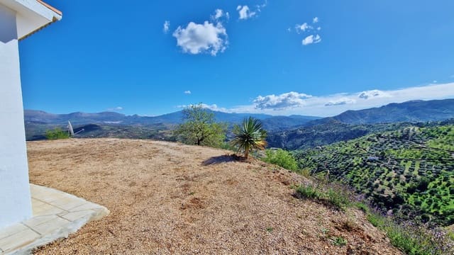 4 soveværelse Finca/Landehus til salg i Colmenar - € 299.995 (Ref: 8159276)