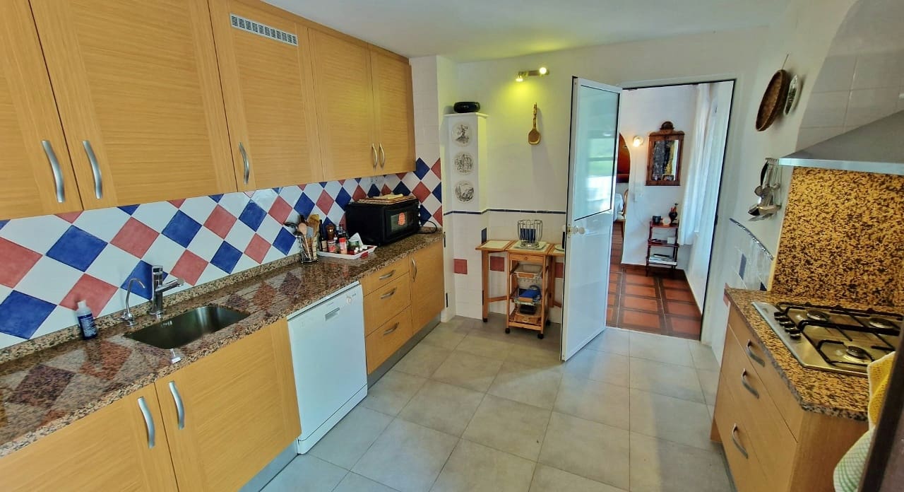 4 sypialnia Finka/Dom wiejski na sprzedaż w Triana - 280 000 € (Ref: 8251674)