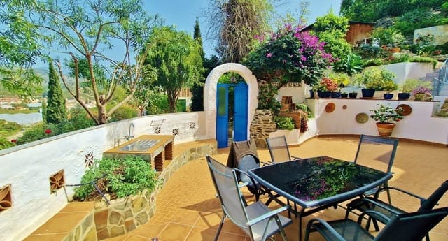 4 sypialnia Finka/Dom wiejski na sprzedaż w Triana, Vélez-Málaga - 280 000 € (Ref: 8251674)