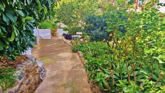 4 sypialnia Finka/Dom wiejski na sprzedaż w Triana, Vélez-Málaga - 280 000 € (Ref: 8251674)