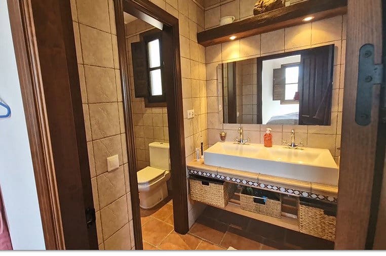 5 sovrum Finca/Hus på landet till salu i Velez-Malaga med pool garage - 695 000 € (Ref: 8372323)