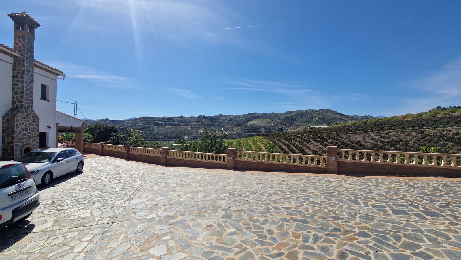 5 sovrum Finca/Hus på landet till salu i Velez-Malaga med pool garage - 695 000 € (Ref: 8372323)