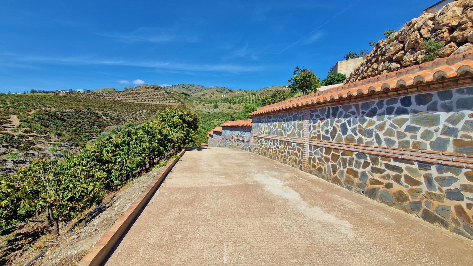 5 sovrum Finca/Hus på landet till salu i Velez-Malaga med pool garage - 695 000 € (Ref: 8372323)