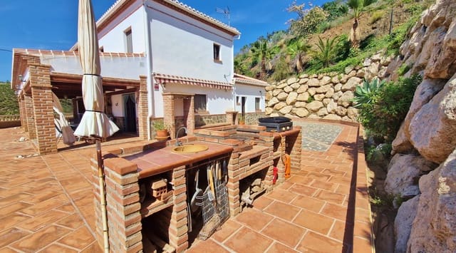 5 quarto Quinta/Casa Rural para venda em Vélez-Málaga com piscina garagem - 695 000 € (Ref: 8372323)
