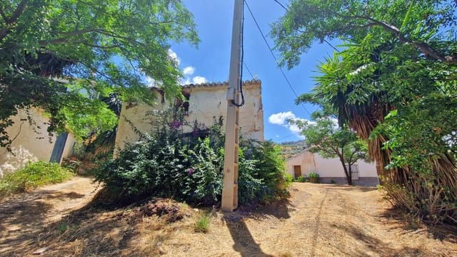 4 sovrum Finca/Hus på landet till salu i Comares - 36 000 € (Ref: 8402504)