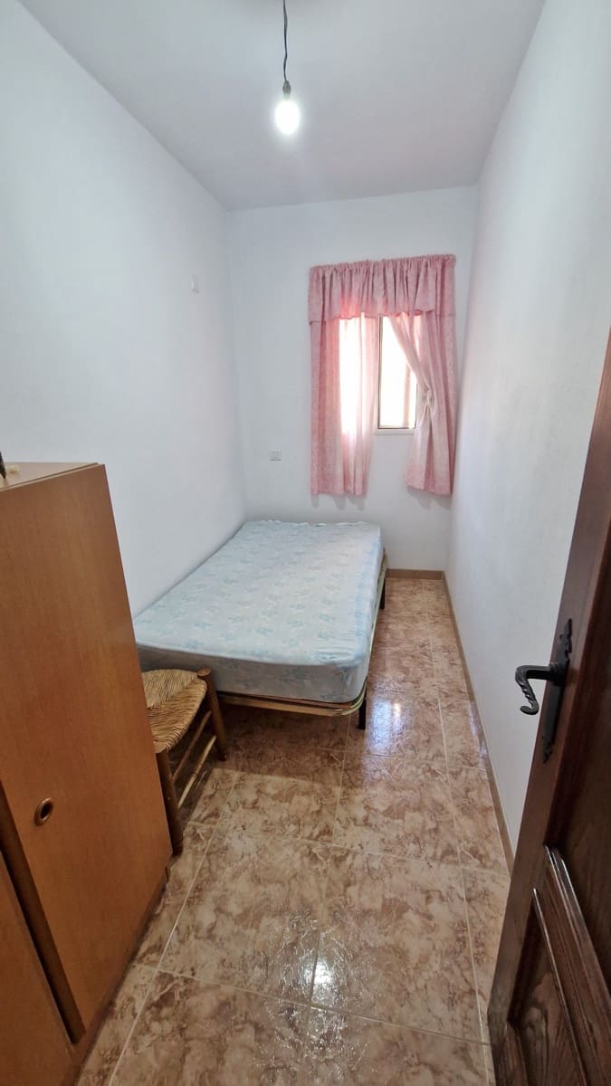 4 soveværelse Finca/Landehus til salg i Comares med swimmingpool garage - € 295.000 (Ref: 8515730)